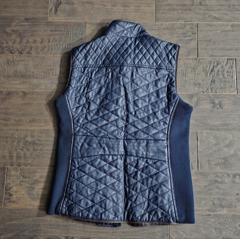 FATE Rowen Faux/Vegan Leather Quilted Full Zip Navy Vest Sz Med - Picture 5 of 5
